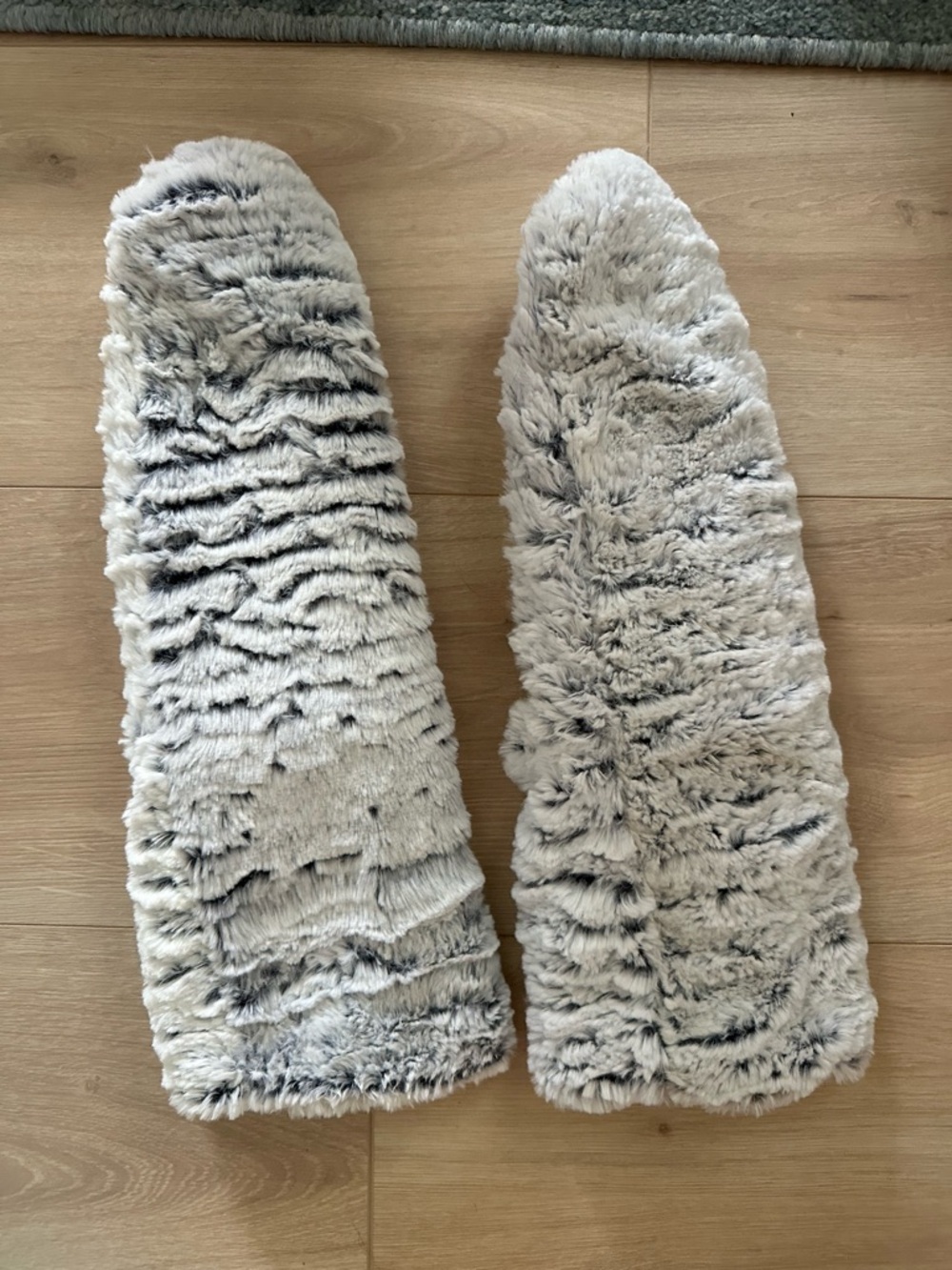 Target Women's Faux Fur Slippers in Light Gray and Black Fleck